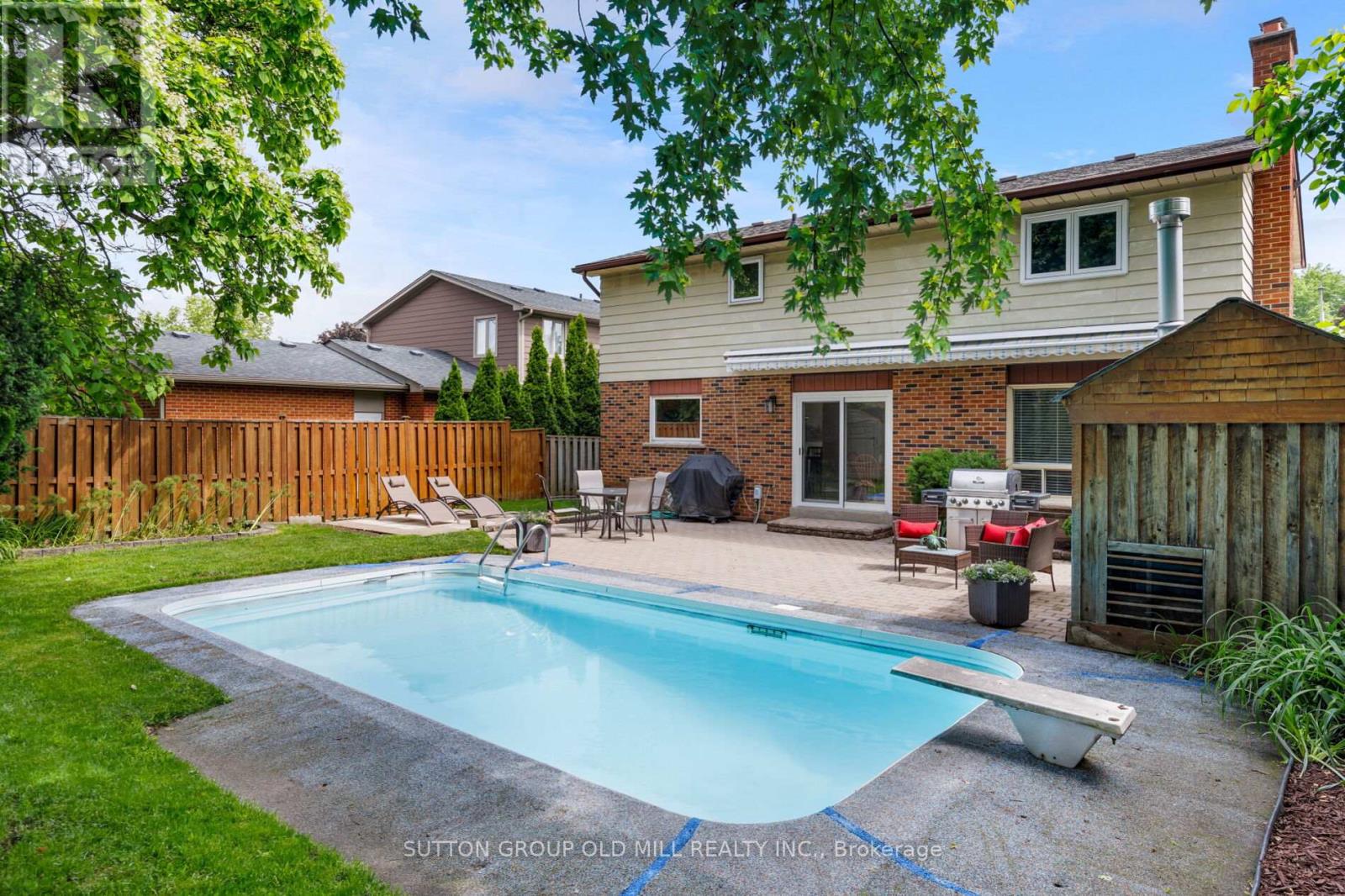853 KOWAL DRIVE - 48