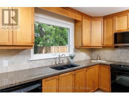 Laundry room - 853 Kowal Drive, Mississauga, ON L5H3T3 Photo 13