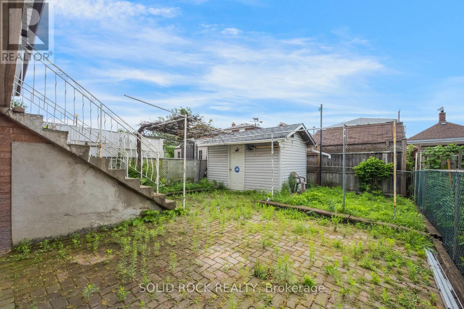 18 MAPLE BUSH AVENUE - Image 48