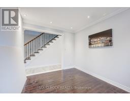 18 Maple Bush Avenue, Toronto, ON M9N1S6 Photo 19