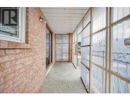 18 Maple Bush Avenue, Toronto, ON M9N1S6 Photo 36