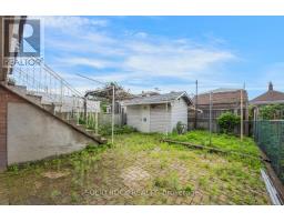 18 Maple Bush Avenue, Toronto, ON M9N1S6 Photo 48