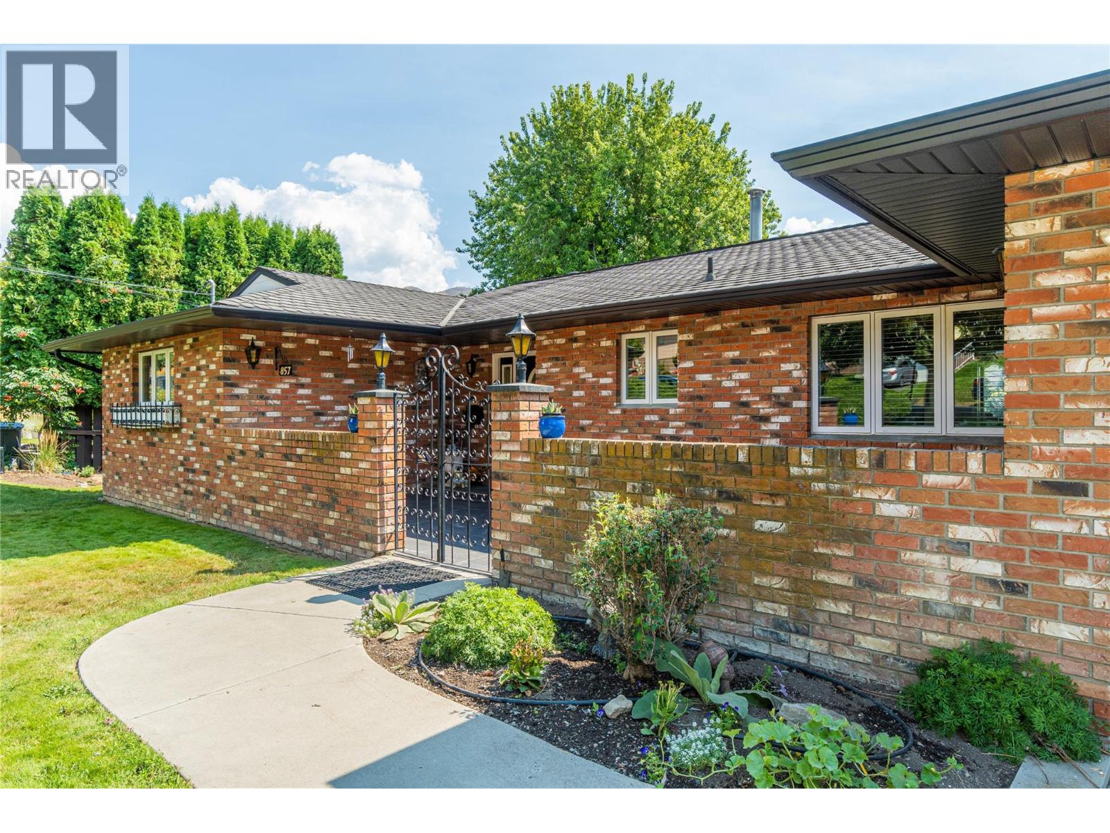 857 ORCREST Drive - Image 41