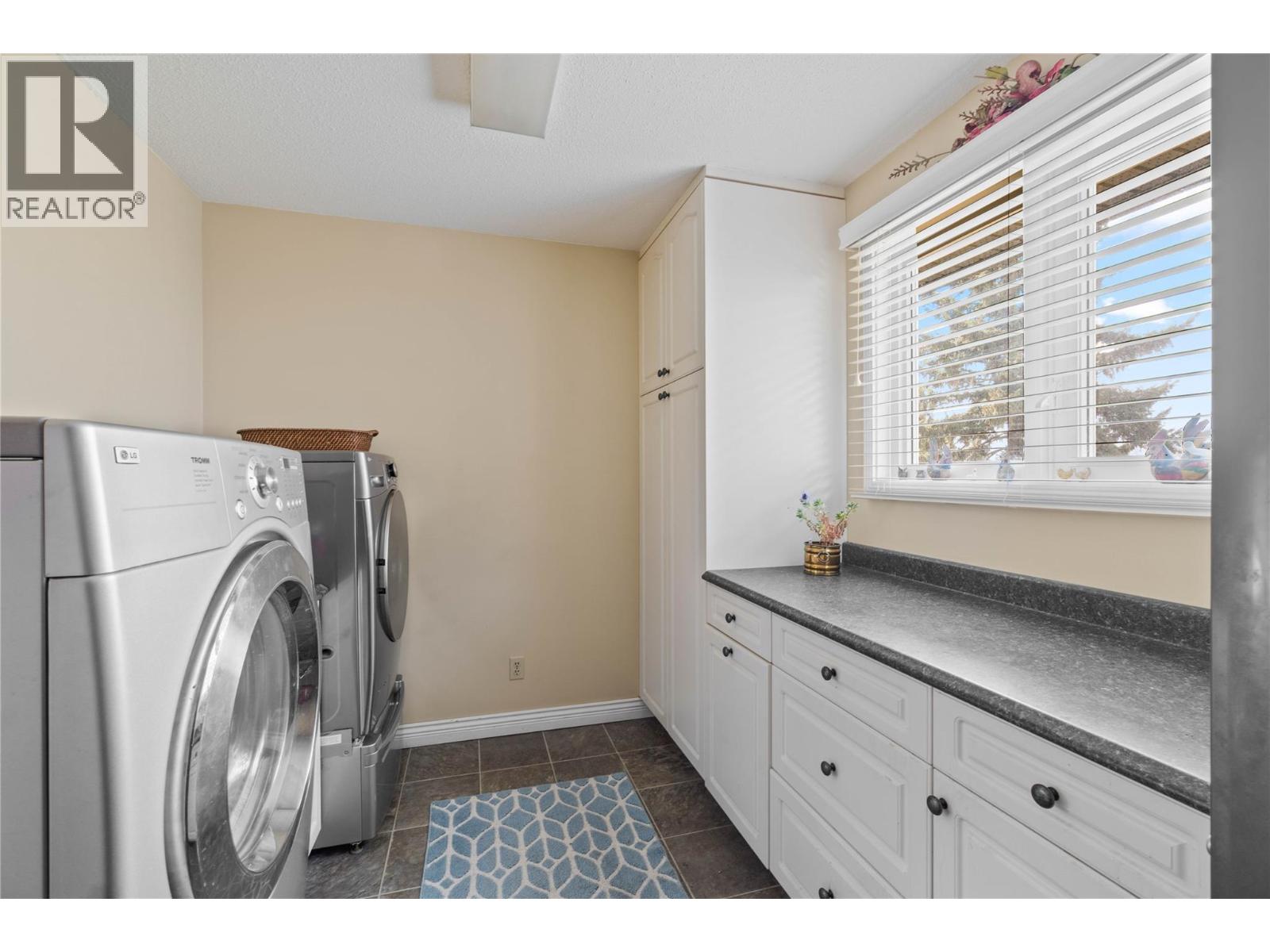 857 ORCREST Drive - 18