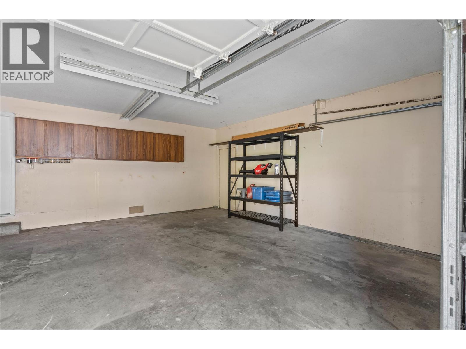 857 ORCREST Drive - 26
