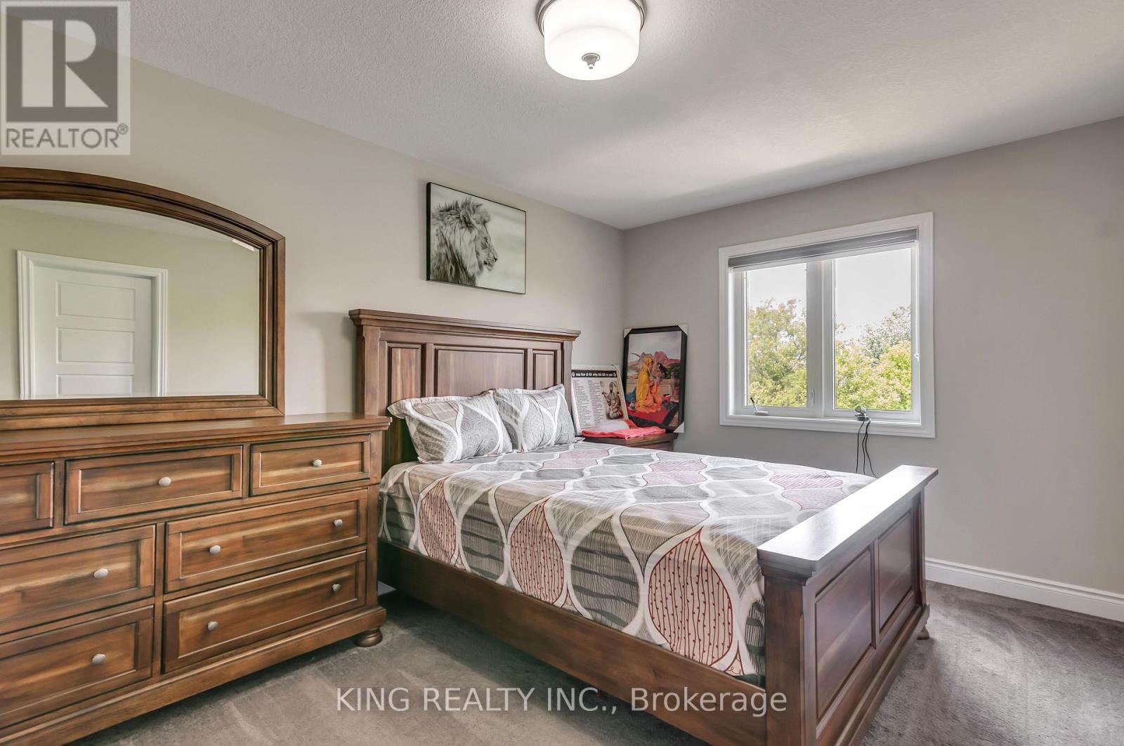 333 MASTERS DRIVE - Image 32