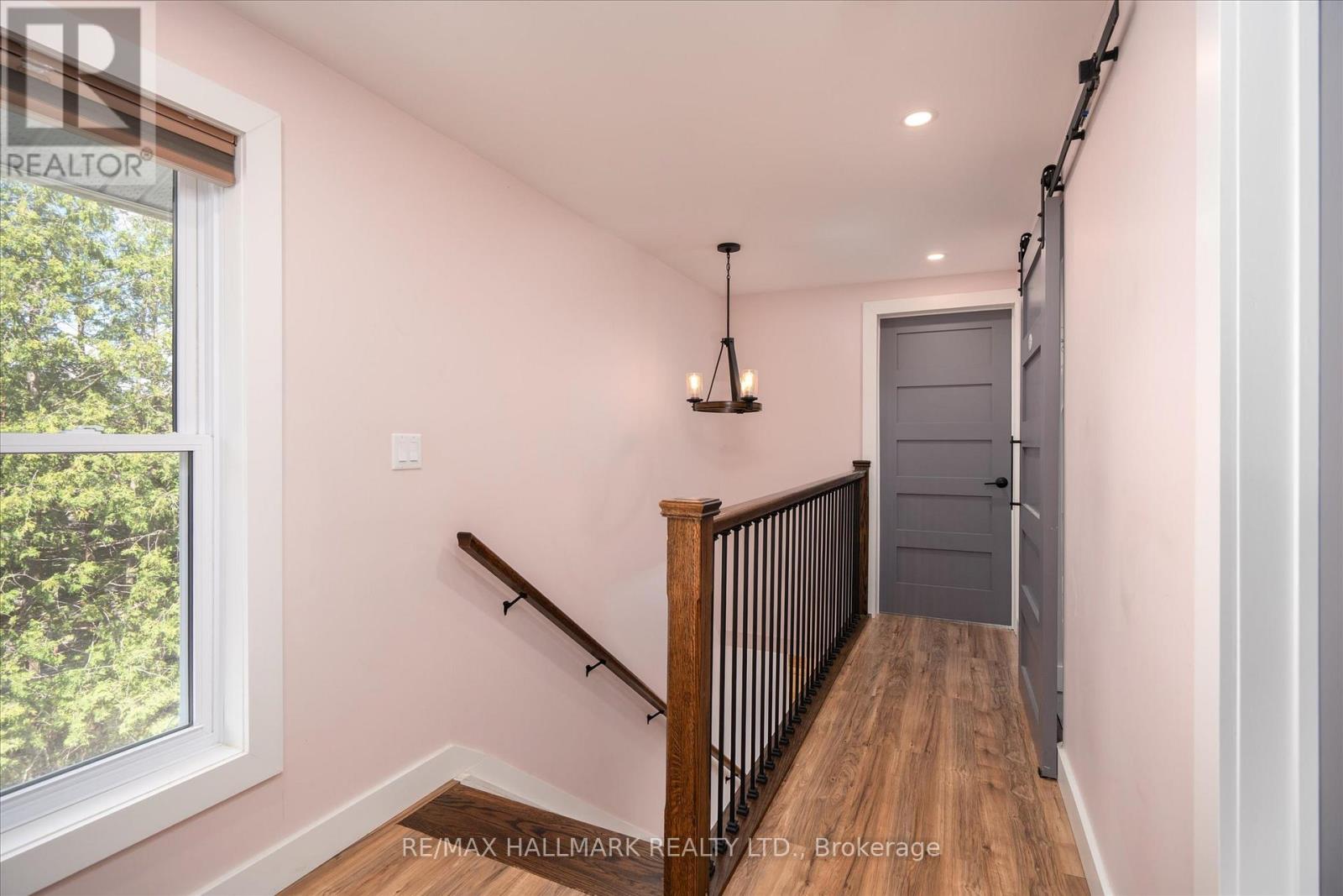 64 FRONT STREET E - Image 18