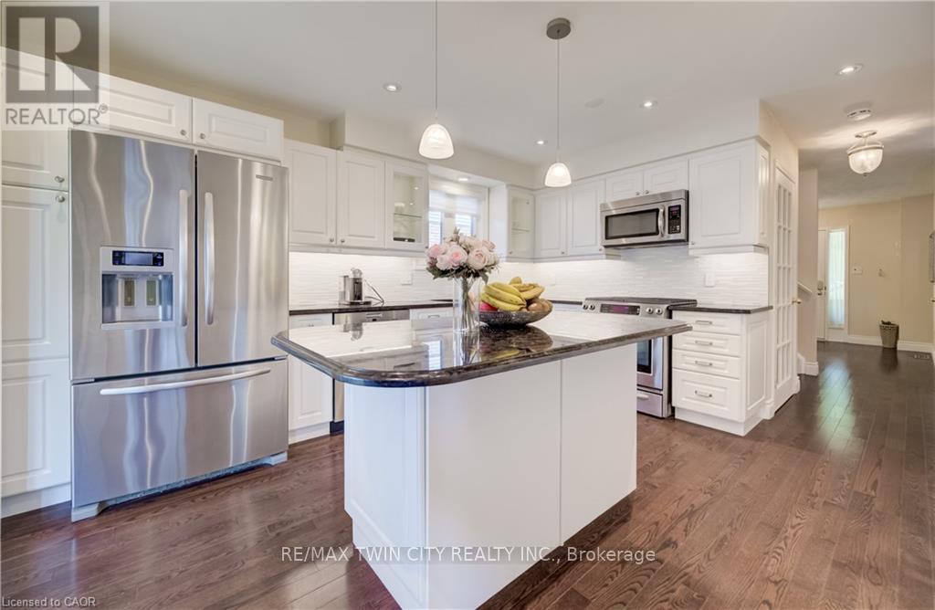 451 BURNETT AVENUE - 12