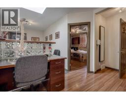 4606 48 Avenue, Red Deer, AB T4N3S9 Photo 11