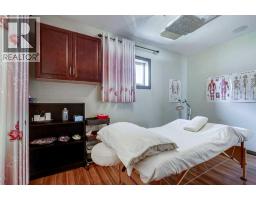 4606 48 Avenue, Red Deer, AB T4N3S9 Photo 13