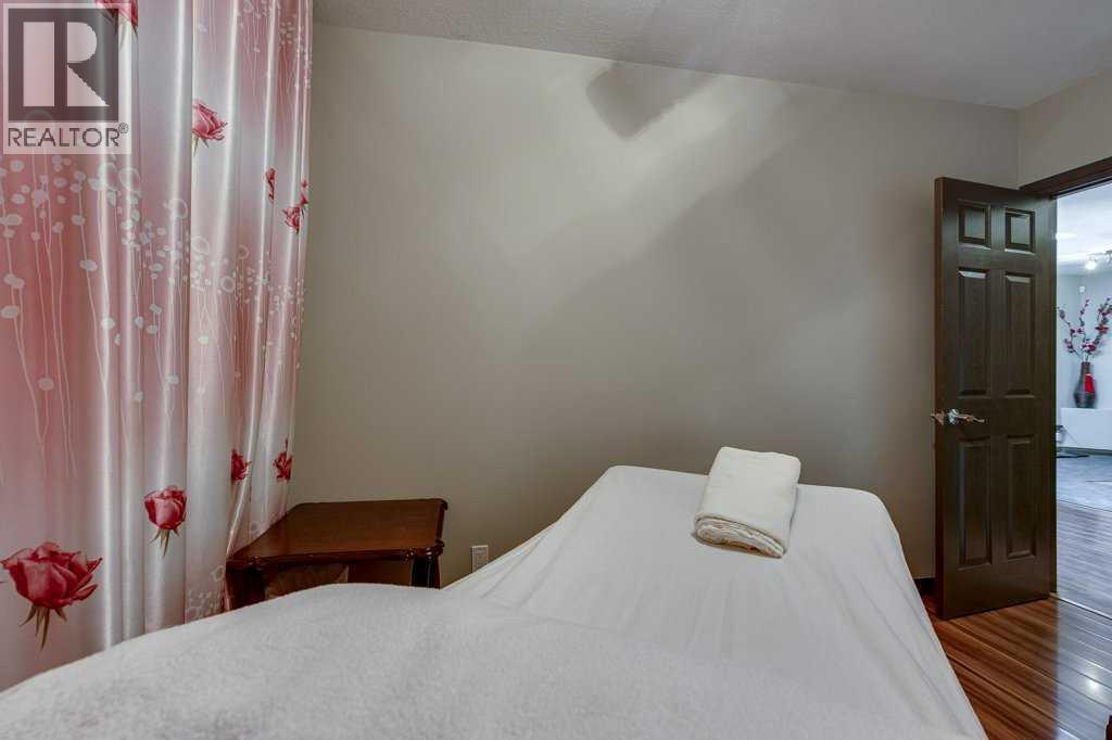 4606 48 Avenue, Red Deer — property photo 19