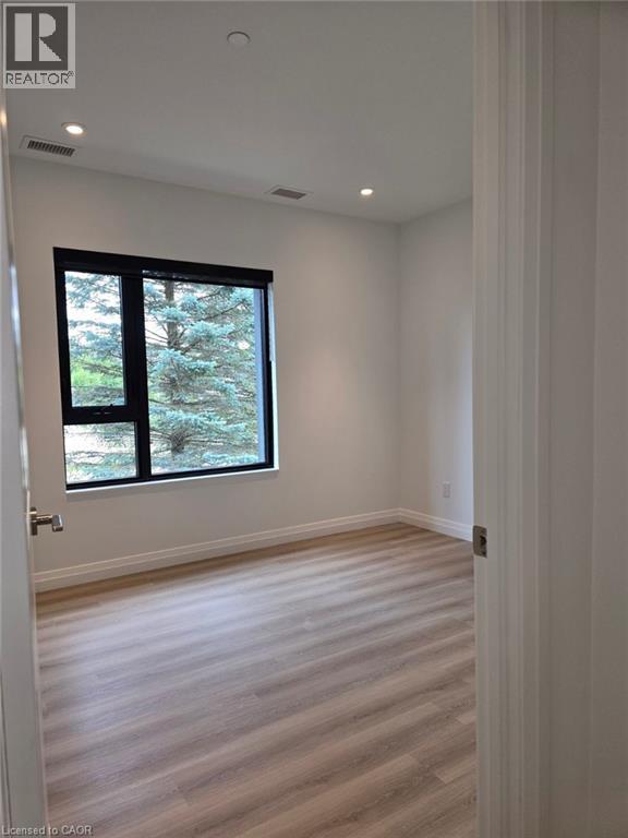 #226 525 NEW DUNDEE Road - Image 5