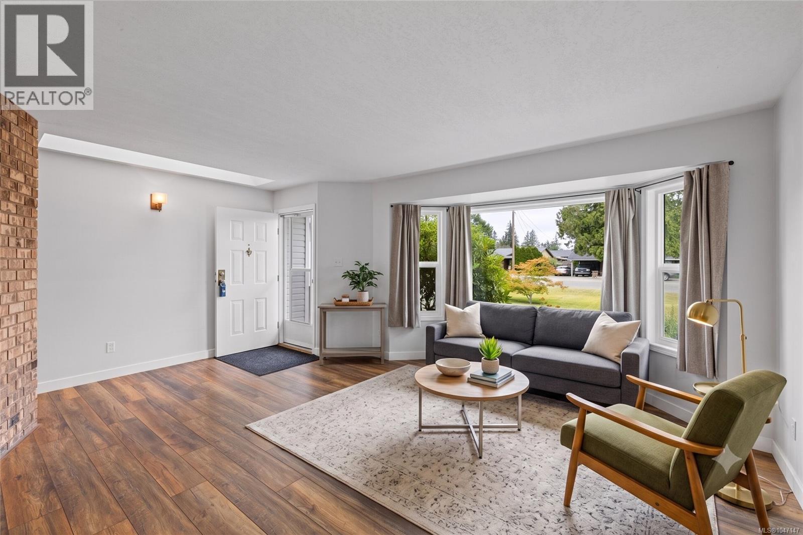 574 Hirst Ave - Image 20