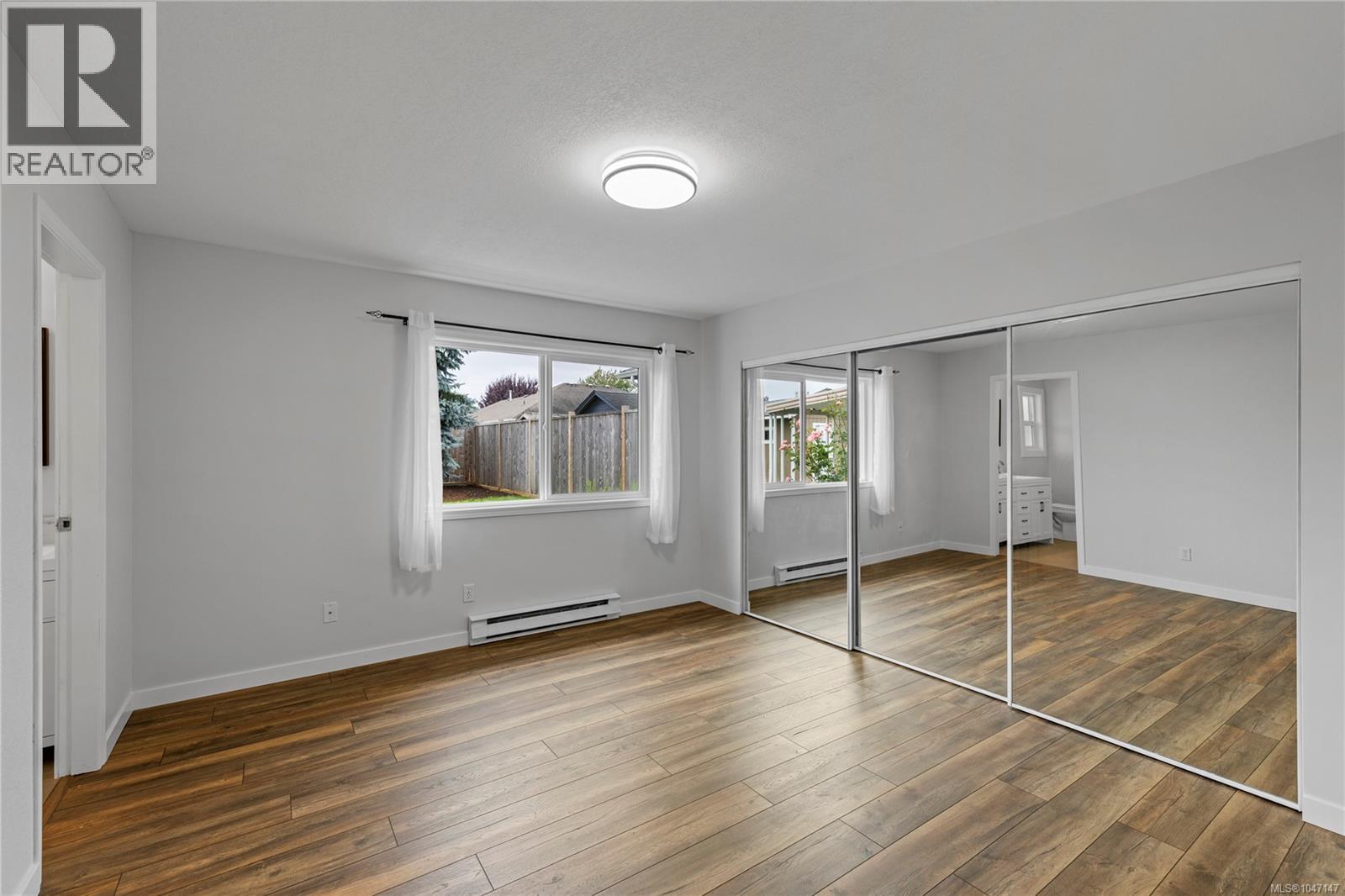 574 Hirst Ave - Image 27
