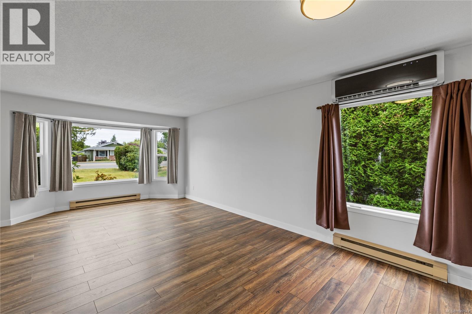 574 Hirst Ave - 3