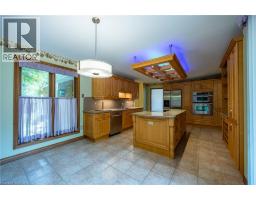 Kitchen - 68 Royal Oak Drive, Brantford, ON N3R7P5 Photo 10