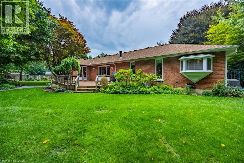 68 ROYAL OAK Drive - Image 38