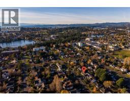 3026 Donald St, Saanich, BC V9A1Y2 Photo 32