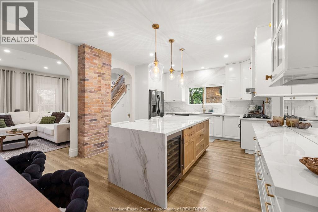 797 MONMOUTH ROAD - 18