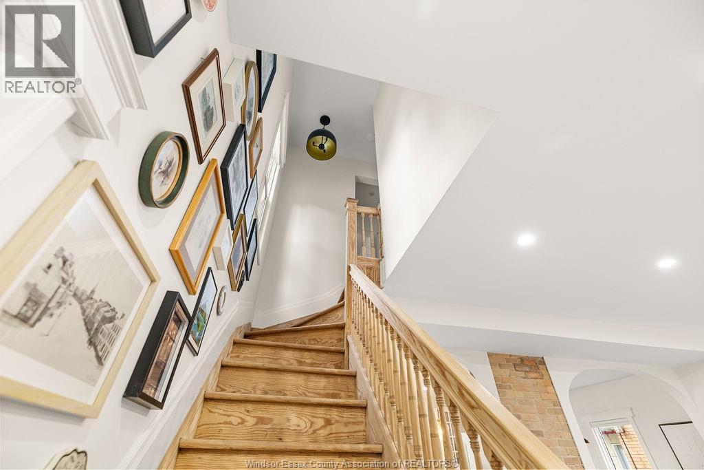 797 MONMOUTH ROAD - 28