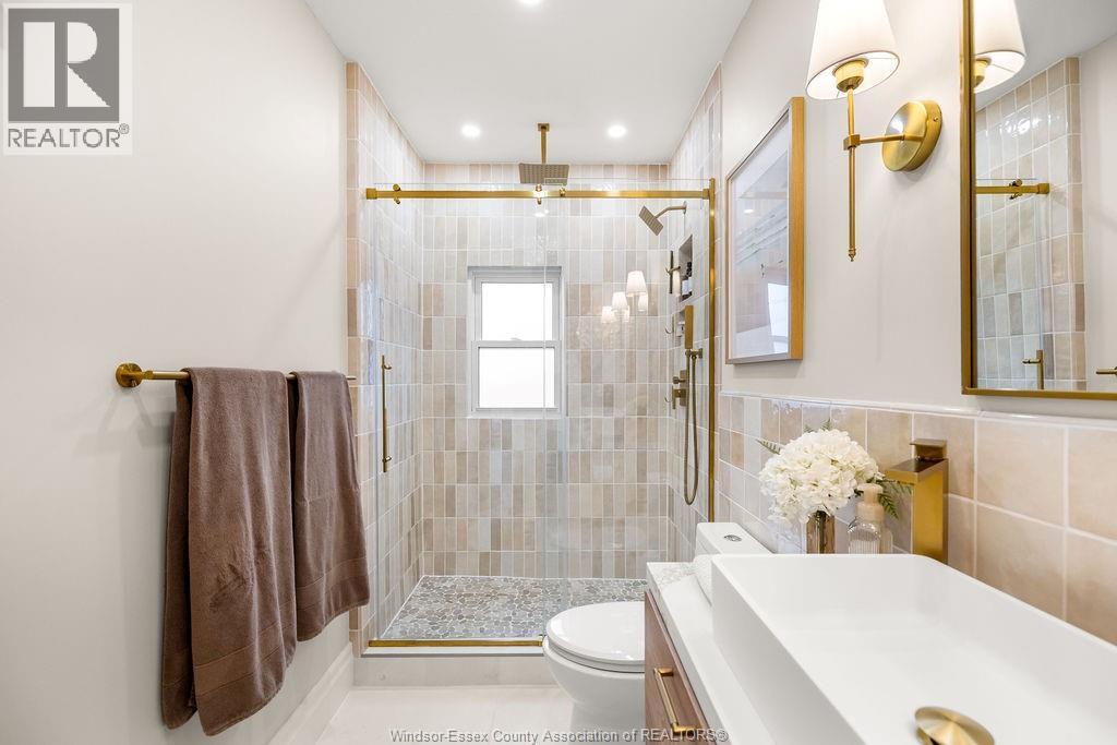 797 MONMOUTH ROAD - 36