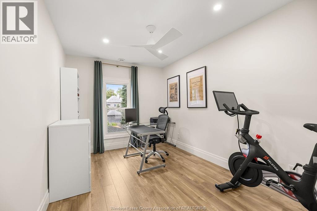 797 MONMOUTH ROAD - Image 37