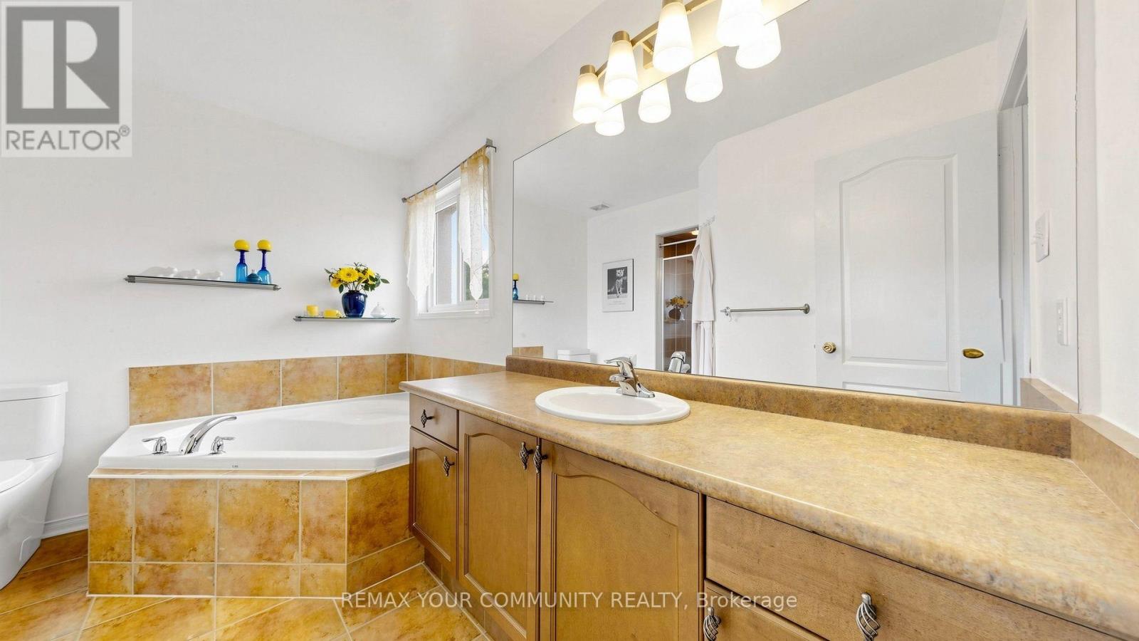 230 HAMMERSLY BOULEVARD - 25