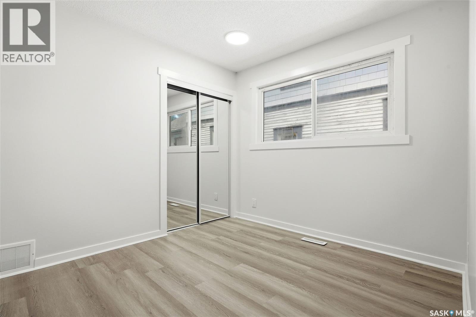 1937 Montreal STREET - Image 18