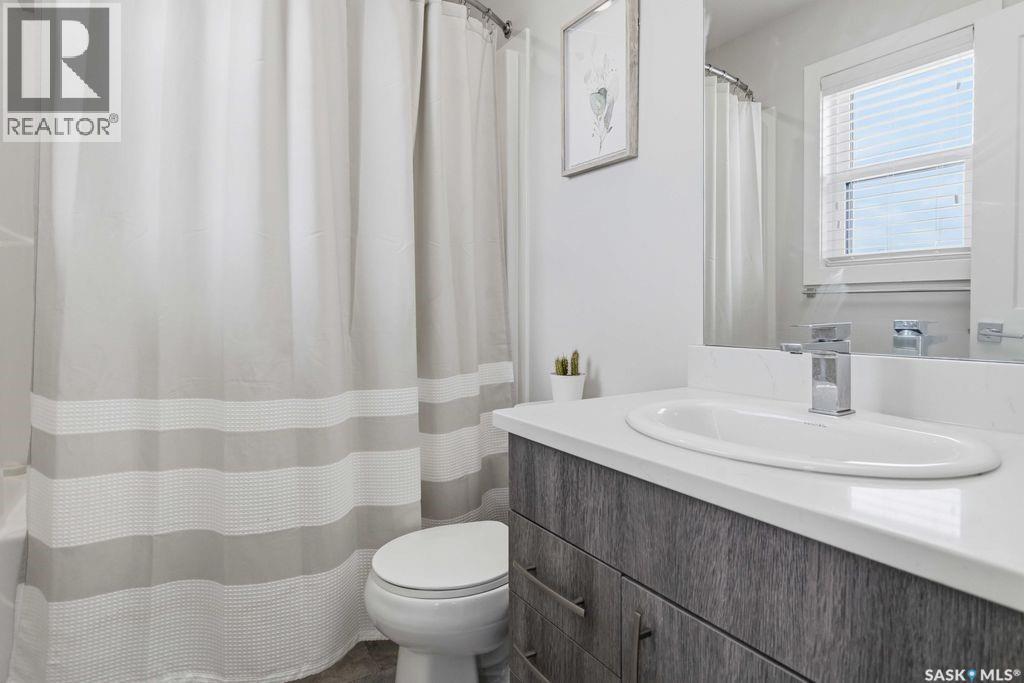 #635 Evergreen BOULEVARD - Image 21