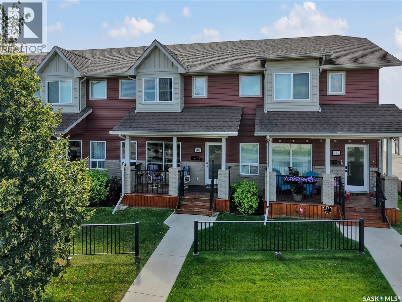 104 Shepherd CRESCENT