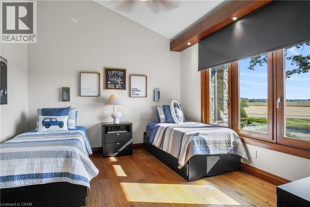 1546 MARYHILL Road - Image 24
