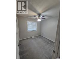3pc Bathroom - 215 Central Street W, Warman, SK S0K4S0 Photo 7