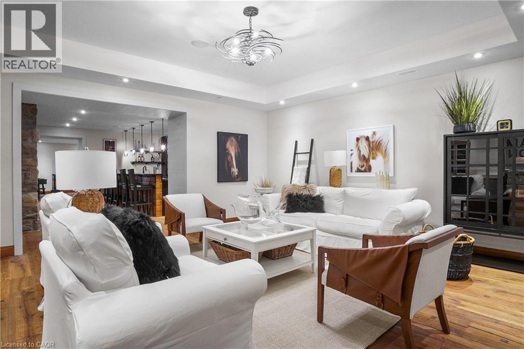 1546 MARYHILL Road - Image 29