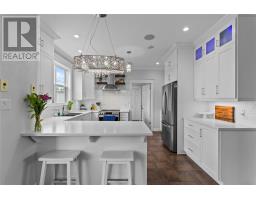 344 Lanark Drive thumbnail 11
