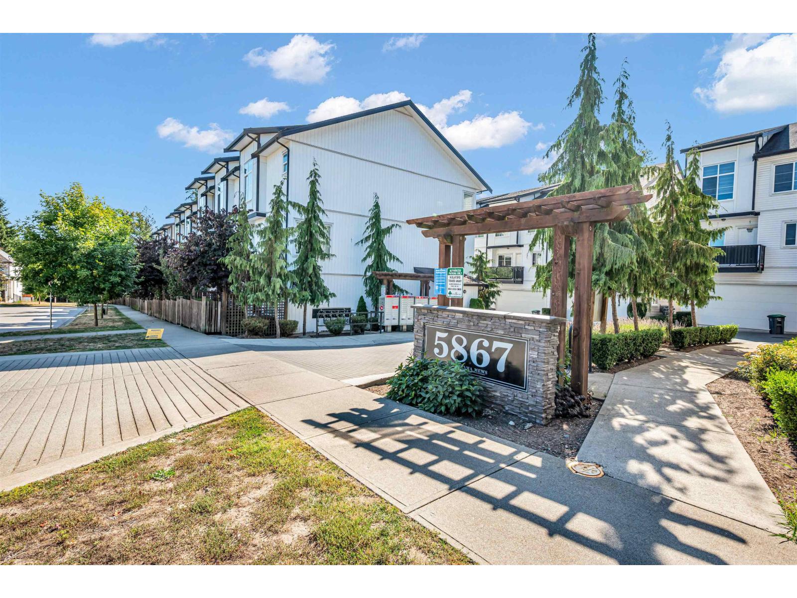 Property for sale at 32 5867 129 STREET