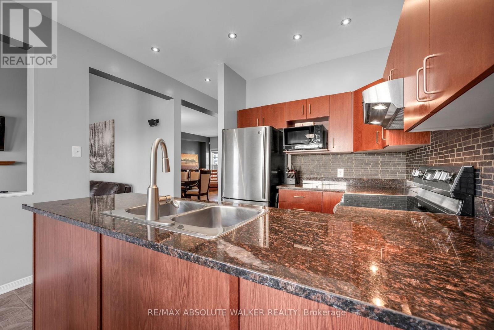 1046 FIELDFAIR WAY - 15