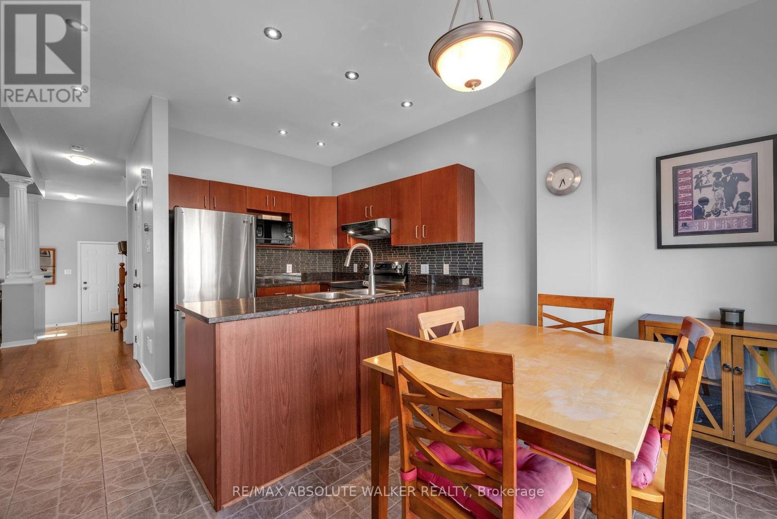 3 Bed, 3 Bath House for Sale in Ottawa – 1046 FIELDFAIR WAY, Ottawa – MLS# X13687518 - Image 16