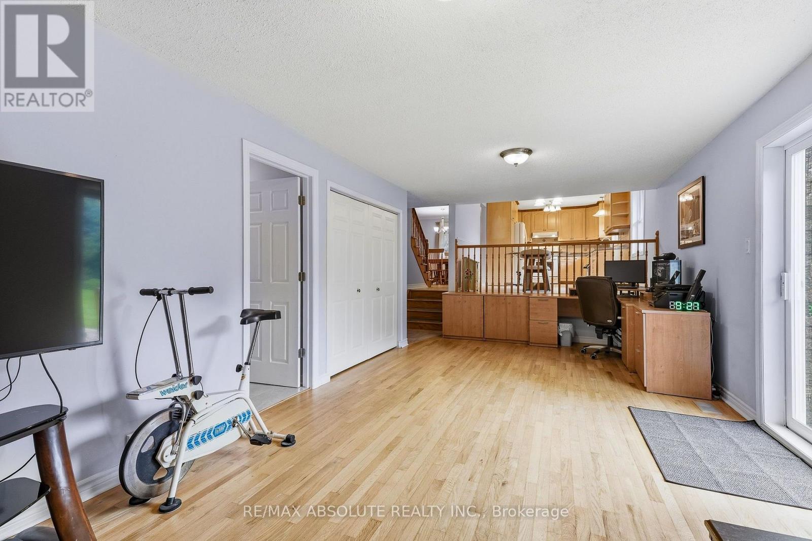5 Bed, 3 Bath House for Sale in Ottawa – 1000 MILBURN CRESCENT, Ottawa – MLS# X13687602 - Image 18