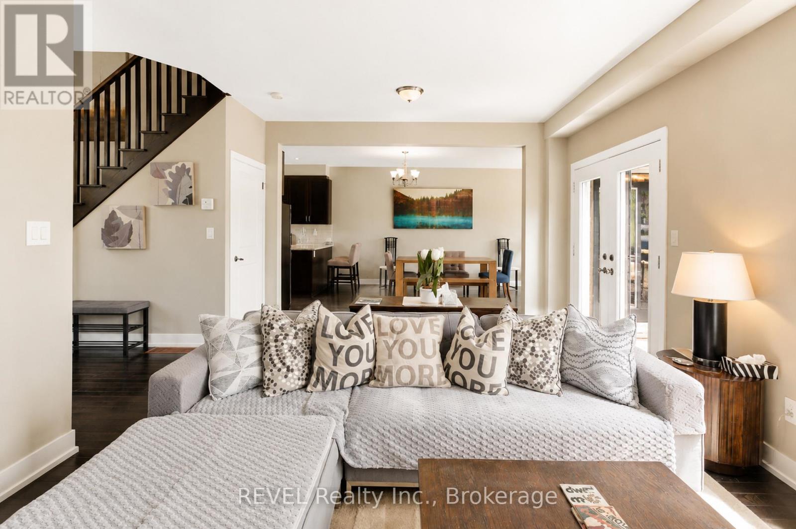 67 ROCKMOUNT CRESCENT - 10