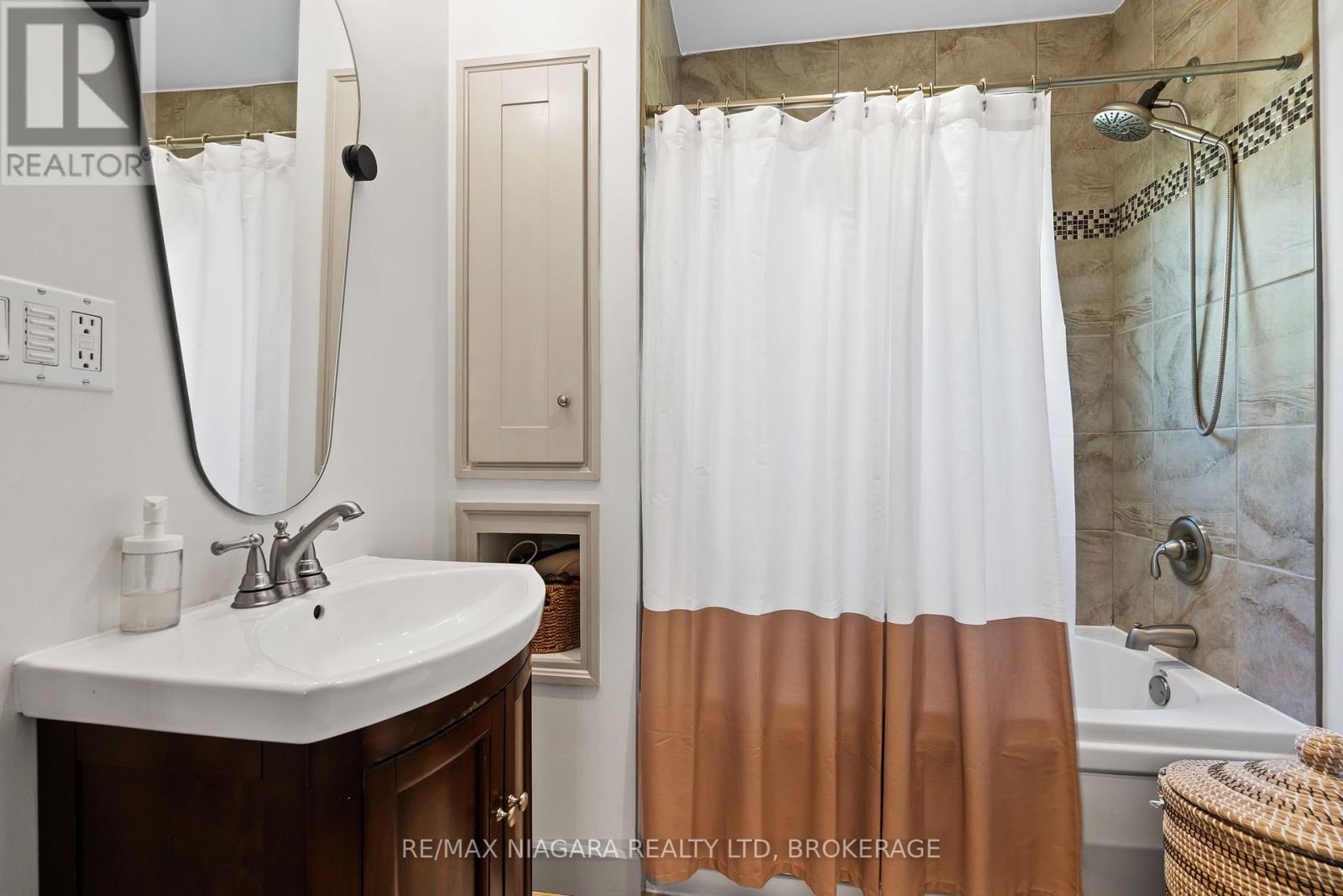 66 HIGHLAND AVENUE - Image 17