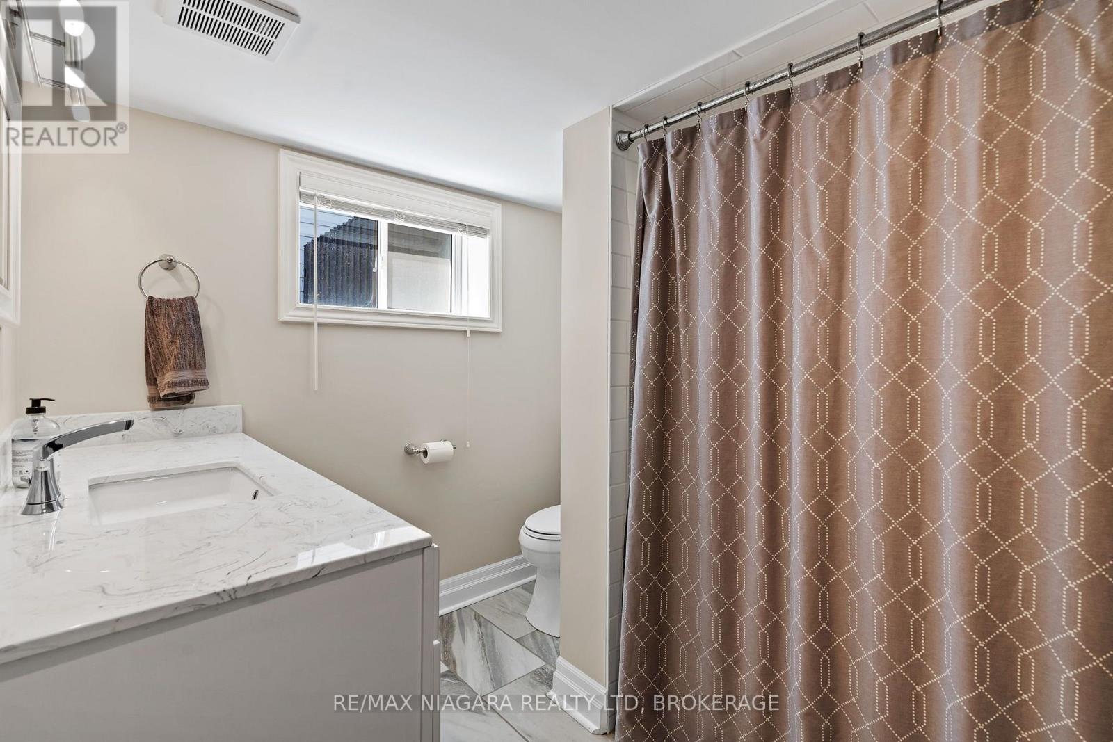 66 HIGHLAND AVENUE - 25