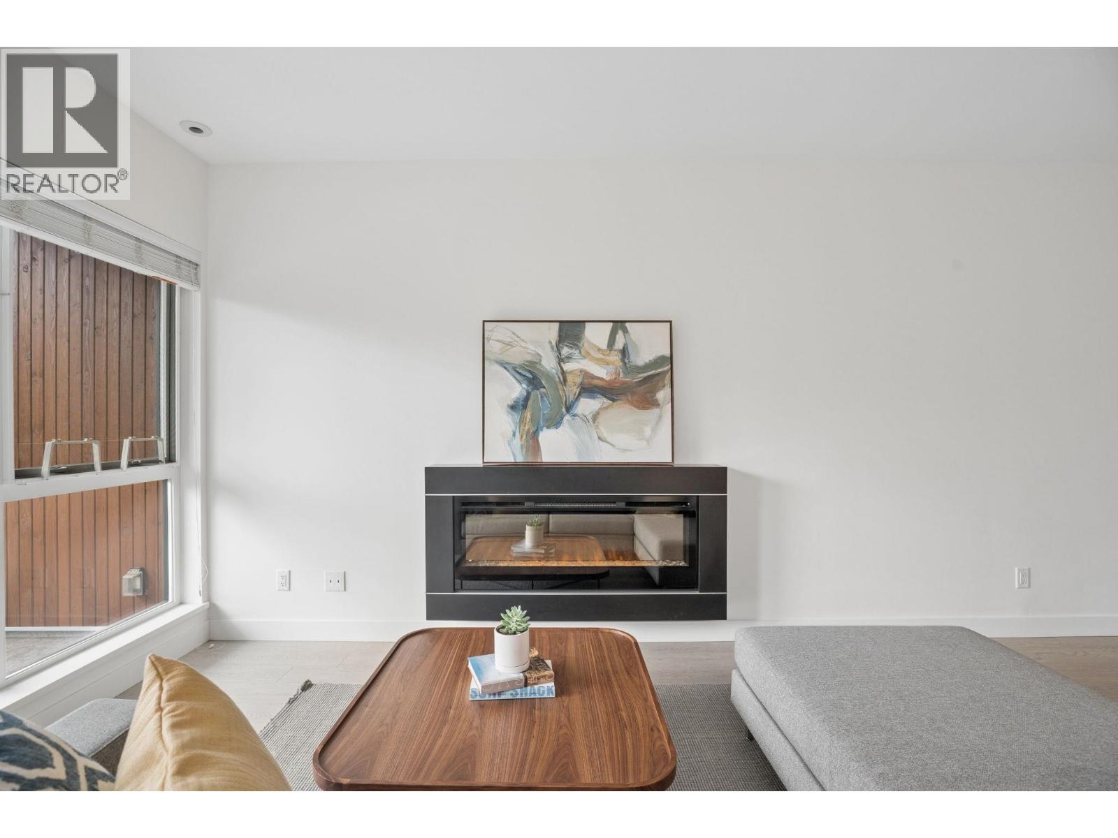 16 3596 SALAL DRIVE, North Vancouver