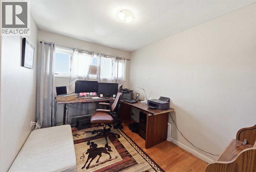 250082 Range Road 230 - 18