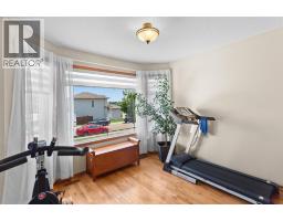 4pc Bathroom - 5408 59 Street, Camrose, AB T4V5B9 Photo 9