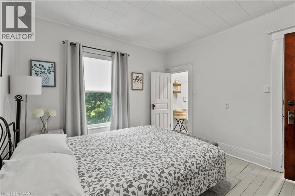 1068 NIAGARA STONE Road - Image 22