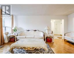 205 - 5 Shady Golfway, Toronto, ON M3C3A5 Photo 10