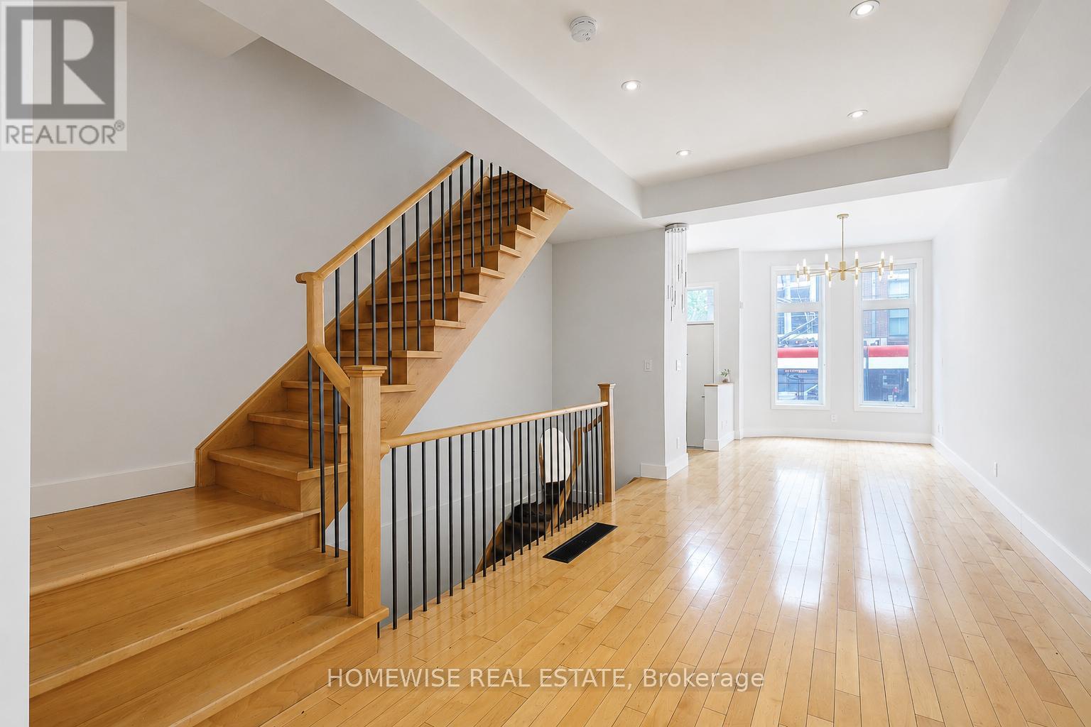 476 KING STREET E - Image 4