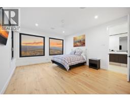Primary Bedroom - 1102 Carnoustie Drive, Kelowna, BC V1P0A3 Photo 33
