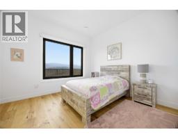 1102 Carnoustie Drive, Kelowna, BC V1P0A3 Photo 54