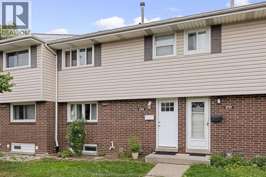 #11 2755 MEADOWBROOK - 2